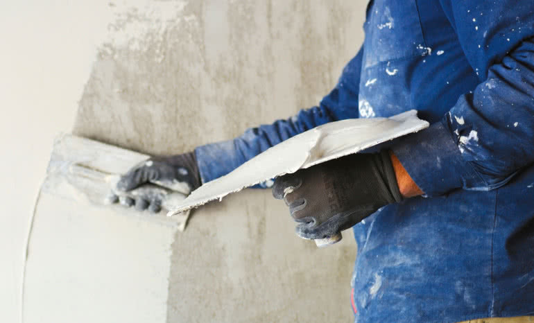 Prosty sposób na równe ściany. Poradnik nakładania gładzi krok po kroku